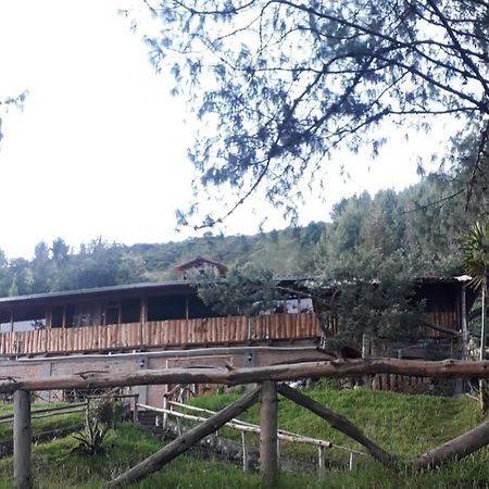 El Trapiche Hotel Sigchos Exterior photo