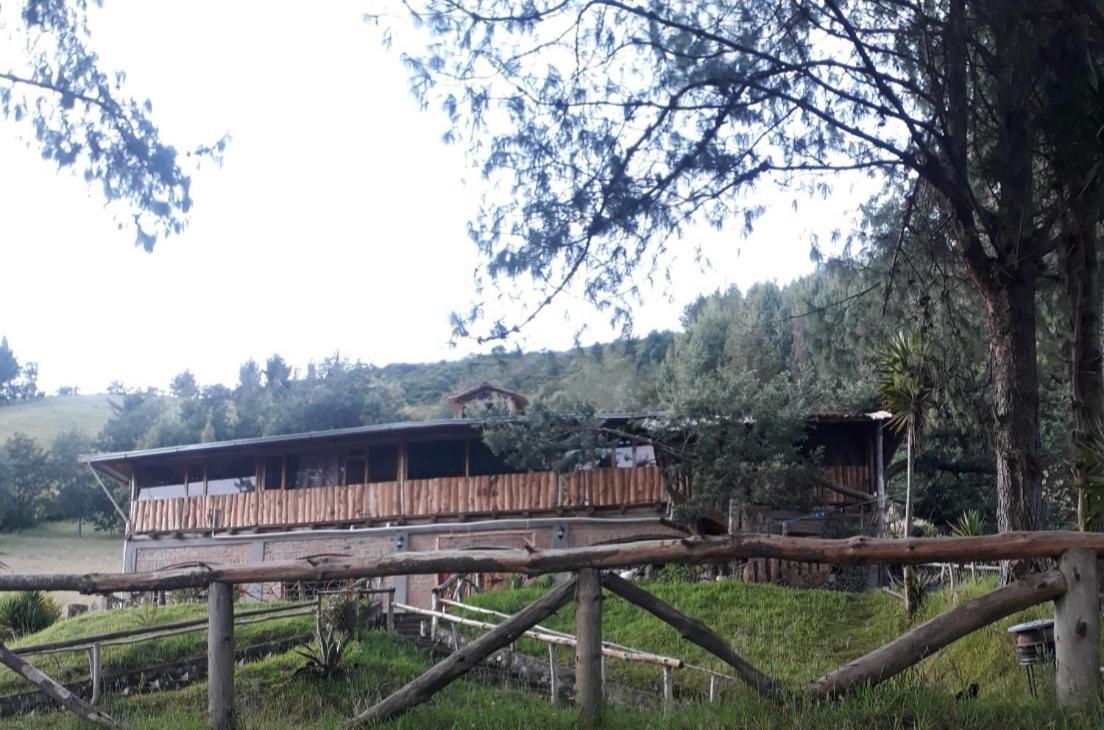 El Trapiche Hotel Sigchos Exterior photo